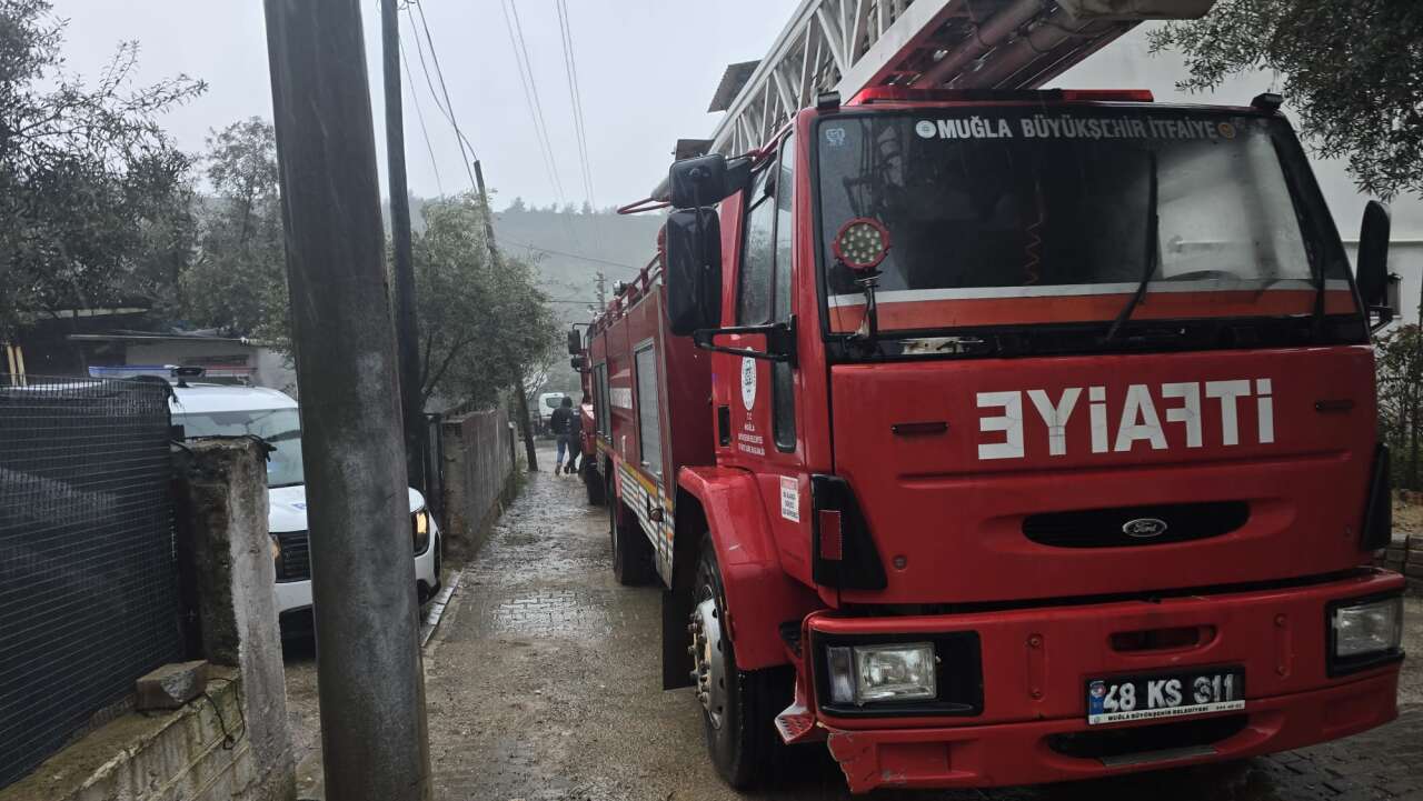 Milas’ta Elektrik Sobası Yangını Korkuttu 3